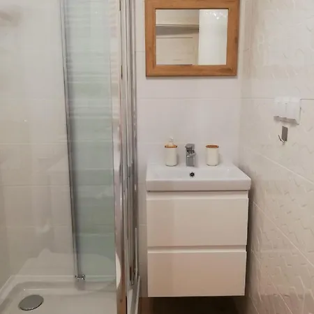 Agpa1 Apartment Zator